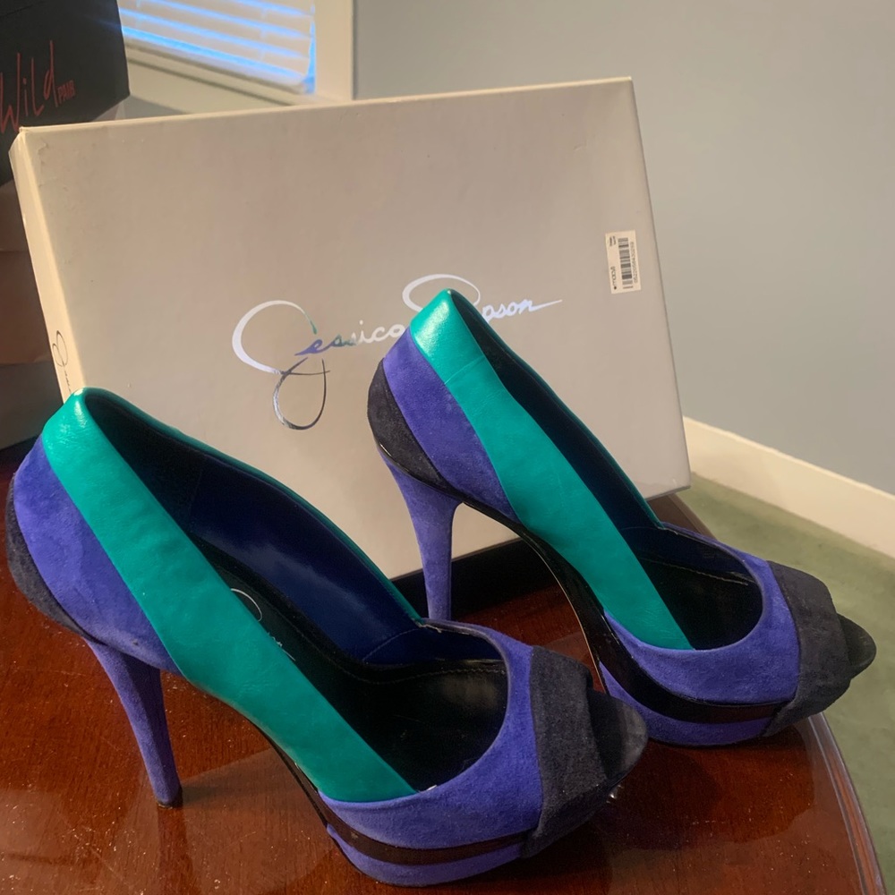 Jessica Simpson Weema Blue/Green Pump Size 9